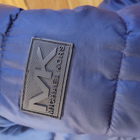 Michael Kors Boys' Puffer Jacket - Picture 8 of 8